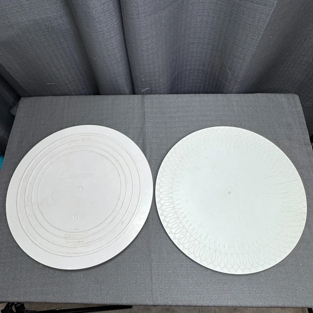 Two Vintage Wilton 10 inch Cake Separator Plates